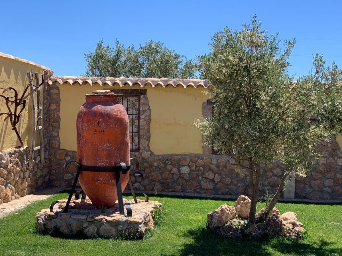 Cortijo Bustamante Guest House Baza Exterior photo